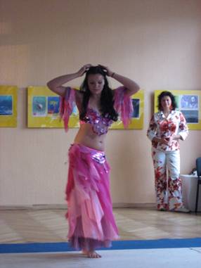 Open class in the exotic dance centre Alegria