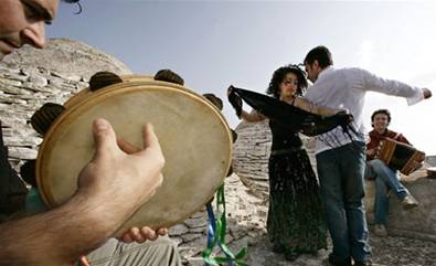 dance, italy, movie, music, pizzica, tarantella