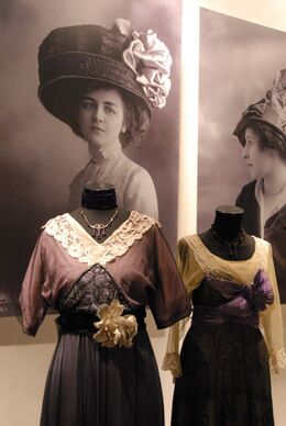 Art Nouveau Fashion in Riga