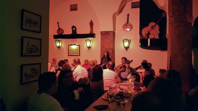Travel Diary. Day 4. Enjoying Lisbon. Fado.